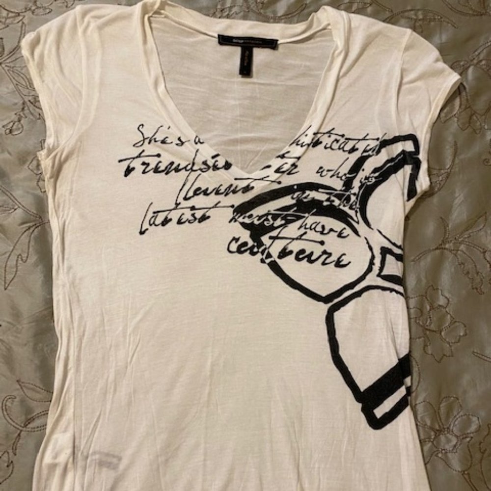 BCBG TSHIRT SIZE S